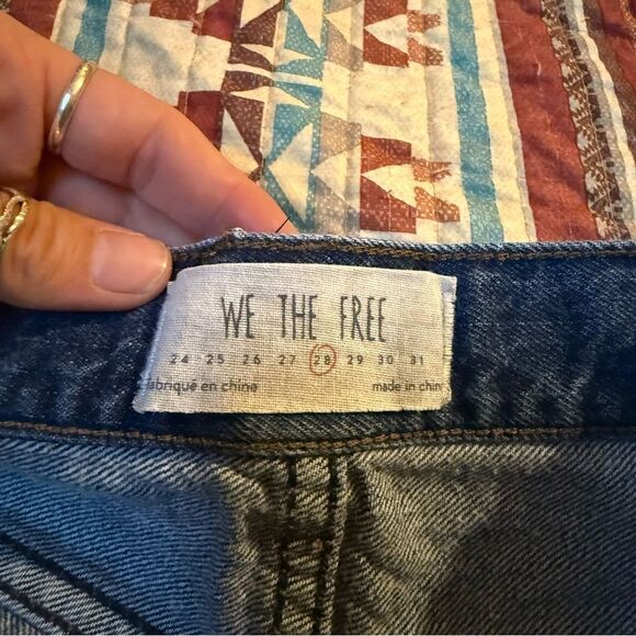 We the Free High rise denim shorts size 28 - Picture 2 of 6
